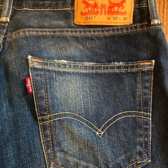 Levi's 511 Men's Dark Blue Distressed Slim Straight Jeans - Picture 6 of 7